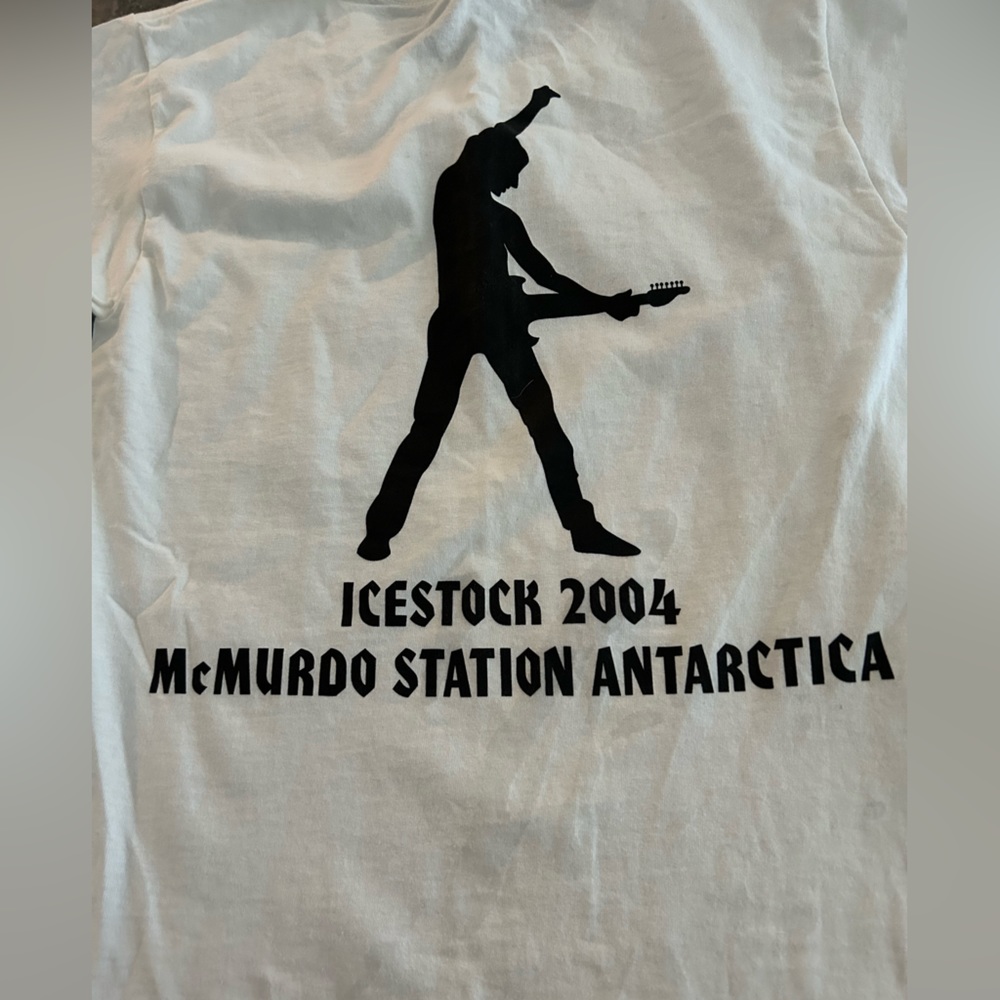 Vintage Ice Stock McMurdo Station t-shirt Size Small Concert Tee